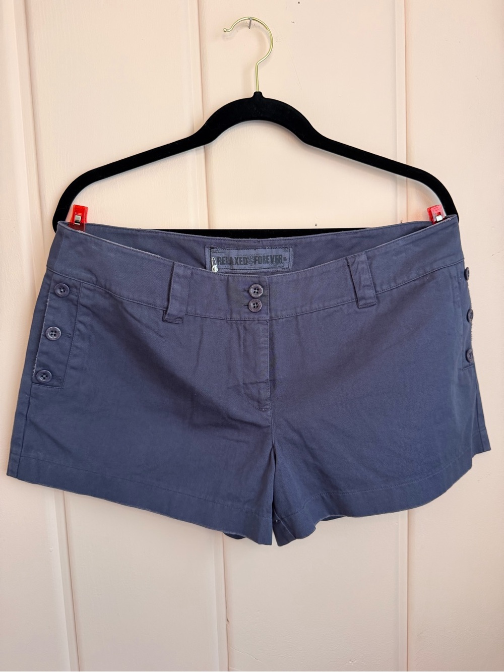 Island Company Navy Cotton Button-Accent Bermuda Shorts sz8  New w/Tags
